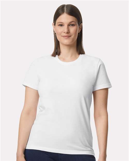 65000L Women's Softstyle® Midweight T-Shirt