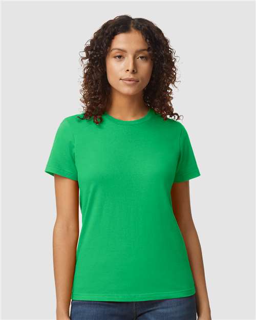 65000L Women's Softstyle® Midweight T-Shirt