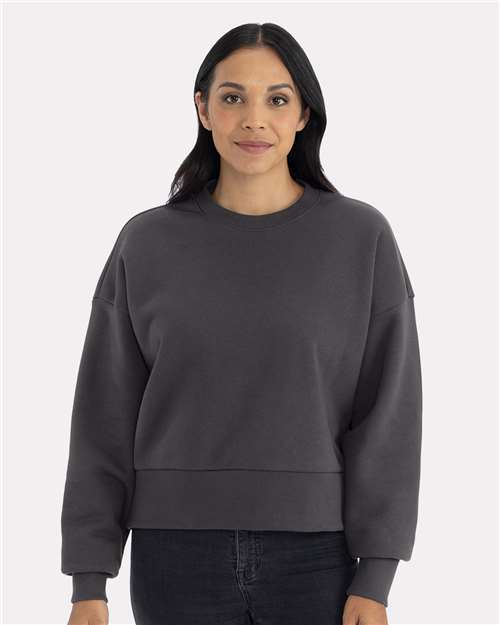 9087 Women's Heavyweight Crewneck Sweatshirt