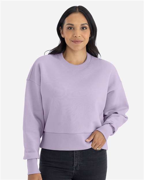 9087 Women's Heavyweight Crewneck Sweatshirt