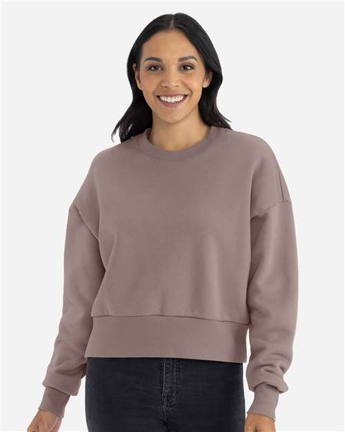 9087 Women's Heavyweight Crewneck Sweatshirt