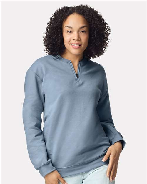 SF008 Unisex Softstyle® Midweight 1/4 Zip Sweatshirt