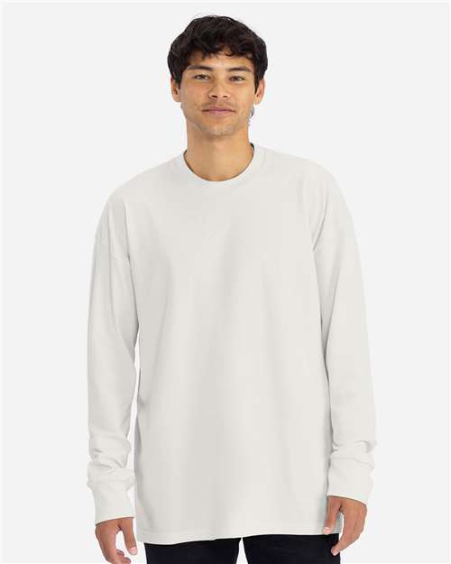 7211 Heavyweight Long Sleeve T-Shirt