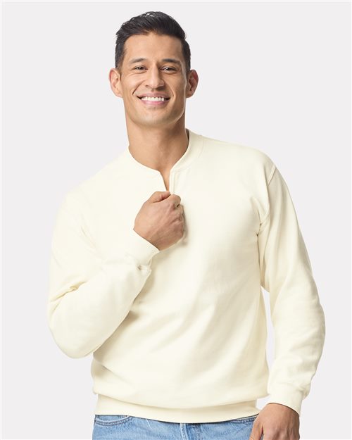 SF008 Unisex Softstyle® Midweight 1/4 Zip Sweatshirt