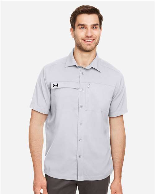 1351360 Men's Motivate Coach Woven Shirt