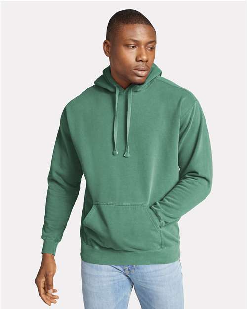 1567 Unisex Garment-Dyed Hooded Sweatshirt